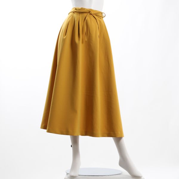 リボンベルト付きフレアスカート