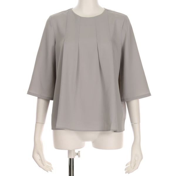 フロントタックブラウス