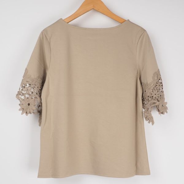 袖レースカットソー