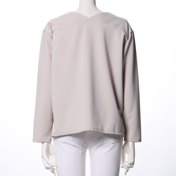 ストレッチVネックカットソー