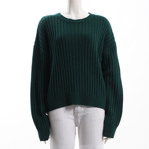 太めのリブオーバーサイズニット