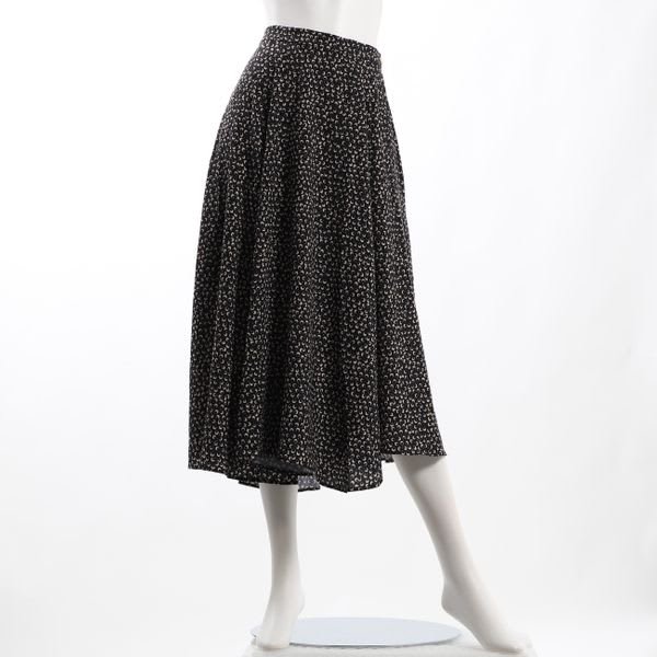 イレヘム幾何学柄スカート
