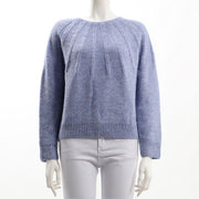 デザイン性のあるふんわりニット