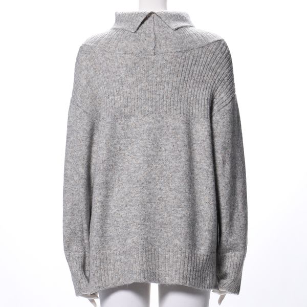 オフタートルネックニット