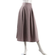 タック入りフレアスカート
