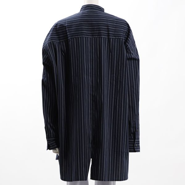 ピンストライプバックスリットブラウス