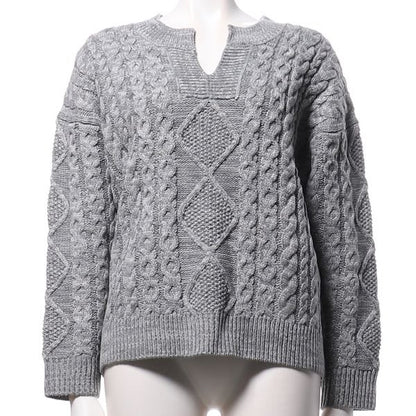 オープンフロントネックケーブル編みニット