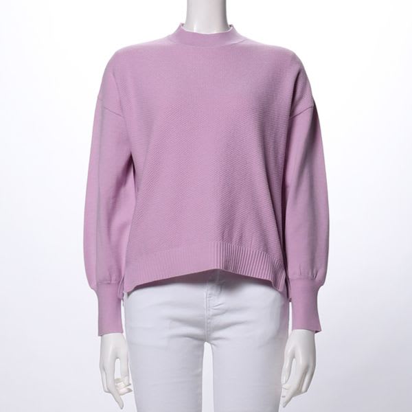 バックテールデザインニット