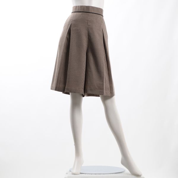 ハイウエストデザインハーフパンツ