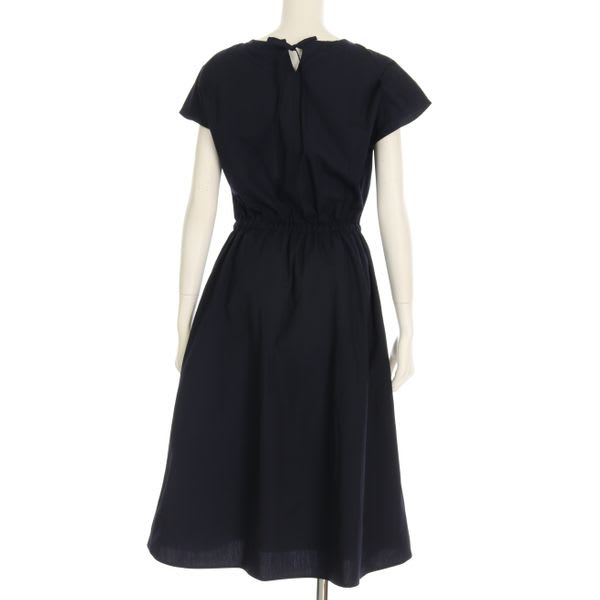 バックスリットリボンワンピース