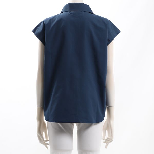 シンプルシルエットブラウス