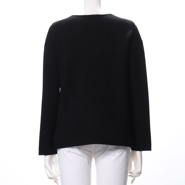 サイドスリット入りVネックニット