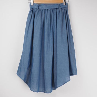 ラウンドヘムフレアスカート