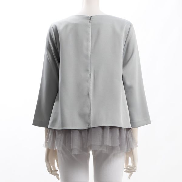 裾チュールレイヤード風ブラウス