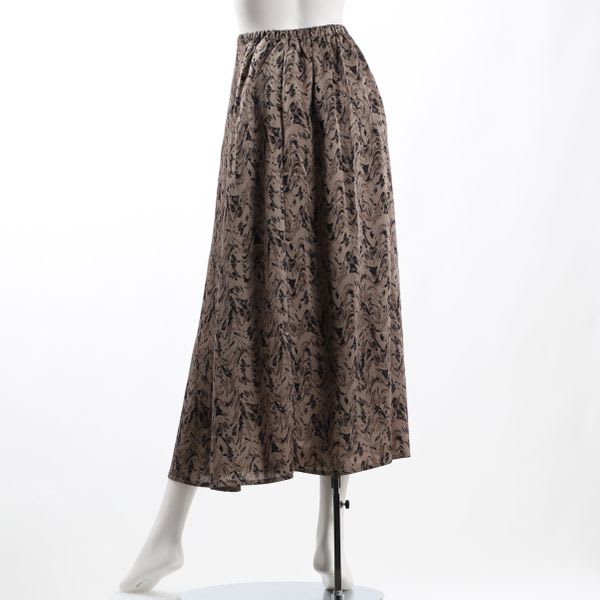 総柄フレアスカート