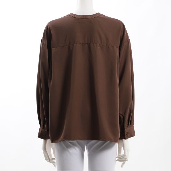 ドロップショルダーオープンフロントネックブラウス