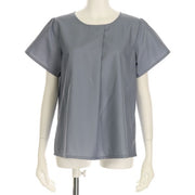 フロントタックブラウス