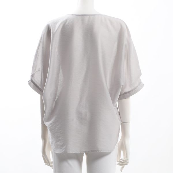 光沢シアーブラウス