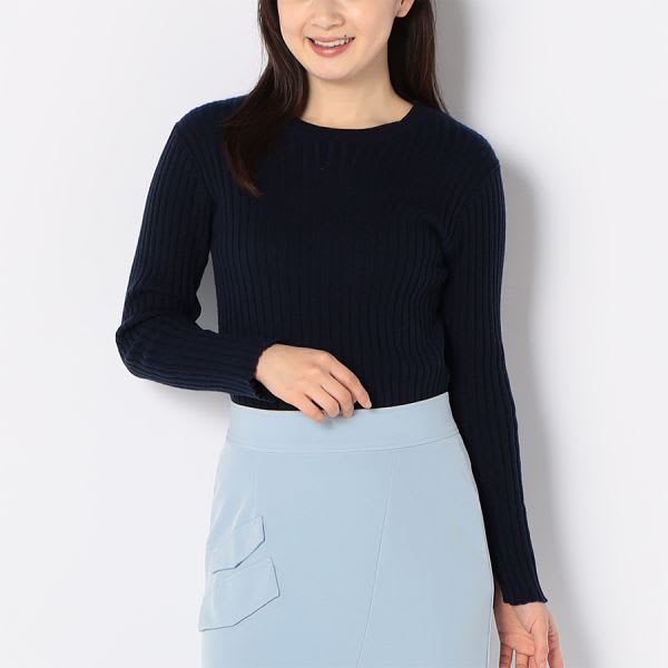 シンプルクルーネックリブニット