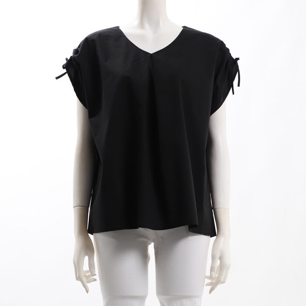 ドロストスリーブVネックブラウス