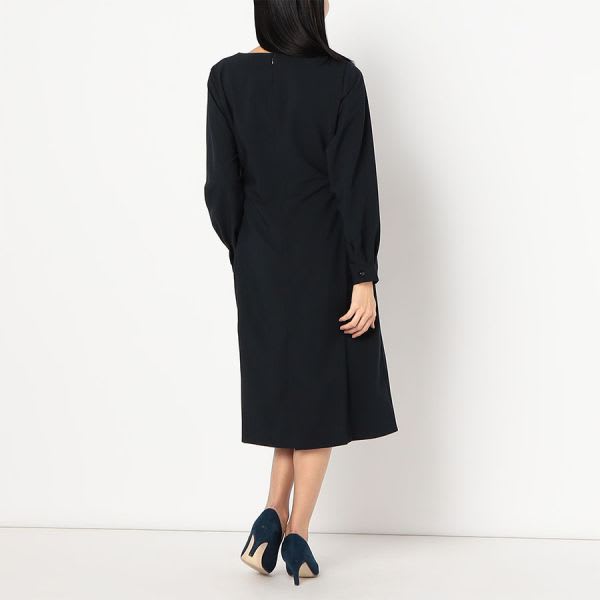 ウエストリボンバックスリットワンピース