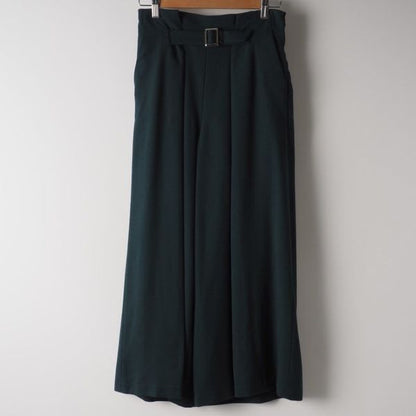 ポイントベルト付きフレアパンツ