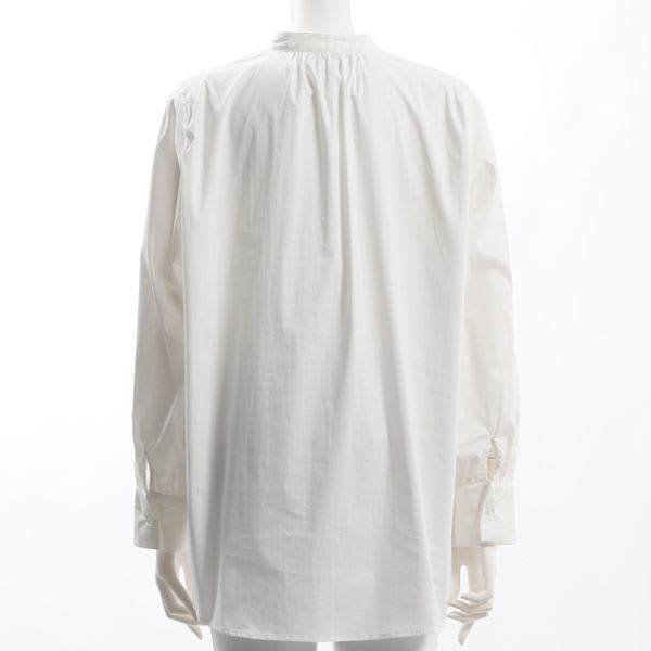 フロントタックデザインブラウス