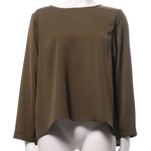 シンプルボートネックブラウス