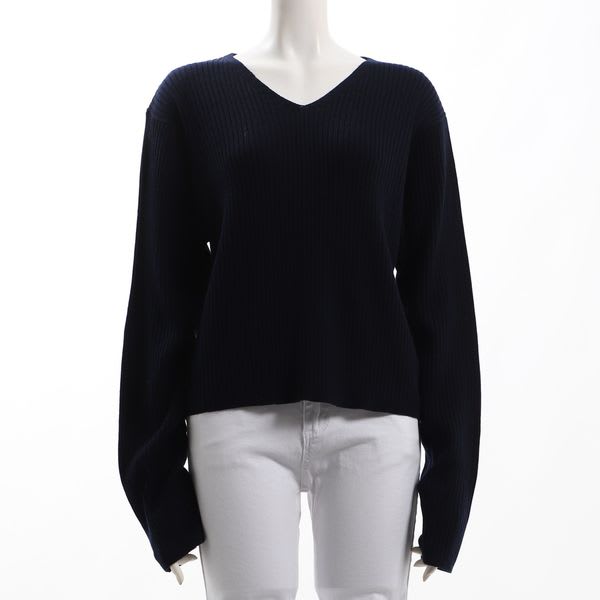 Vネックリブニット