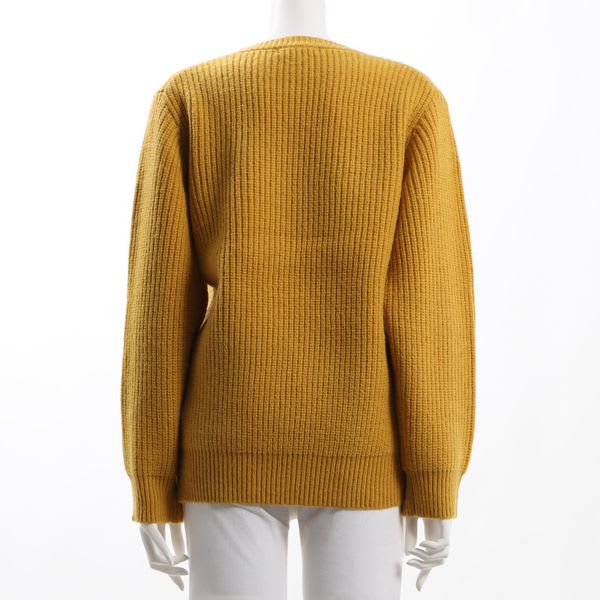 クルーネックミドルゲージニット