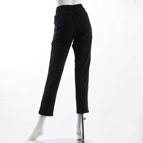 ストレッチ起毛タック入りテーパードパンツ