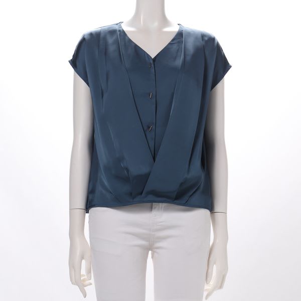 フロントタックデザインVネックブラウス