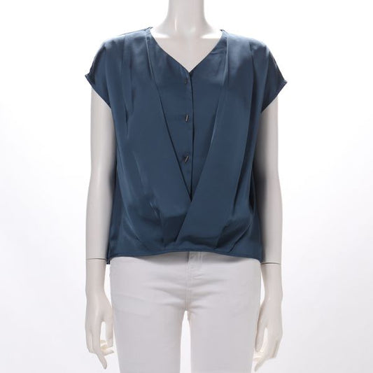 フロントタックデザインVネックブラウス