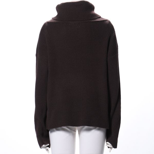 オフタートルネックリブニット