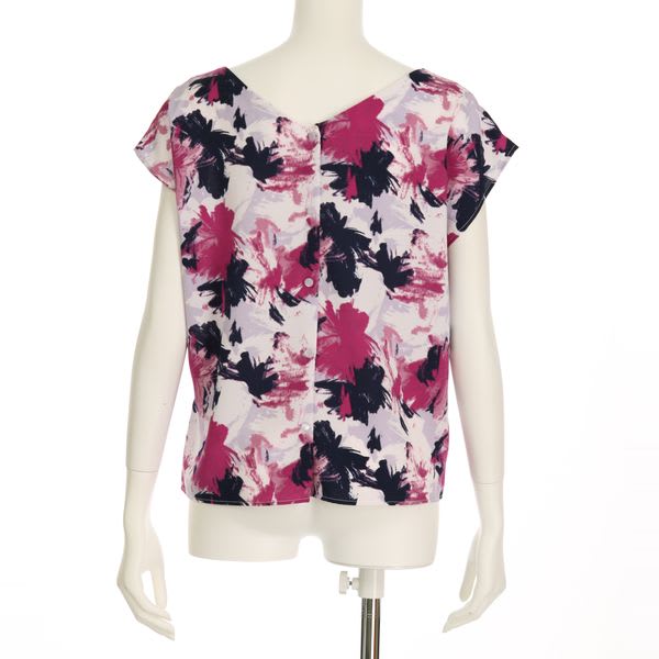 カルゼフラワープリント柄ブラウス