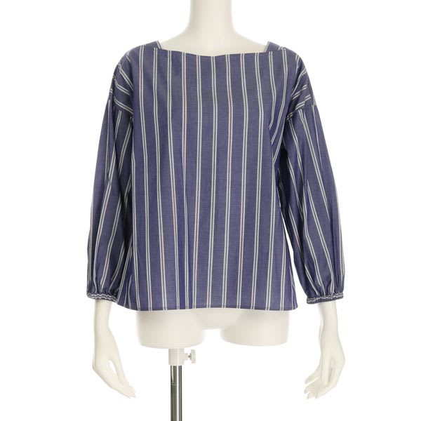 襟元デザインドロップショルダーブラウス