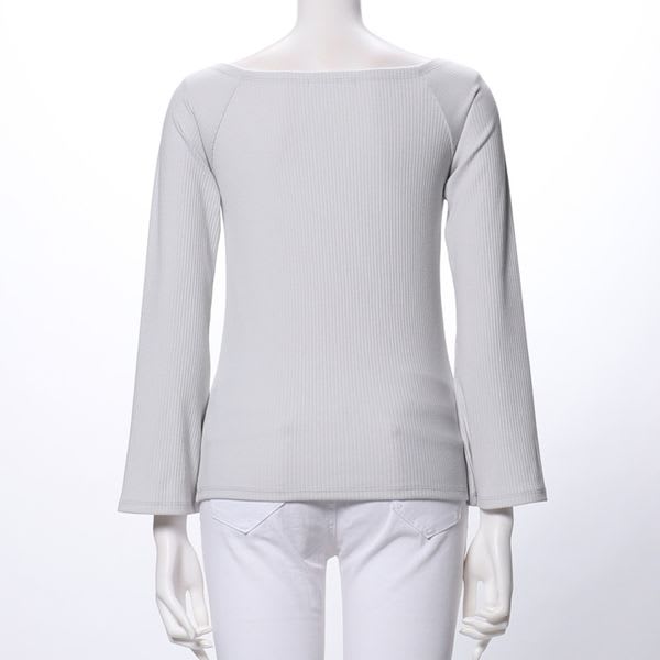 バトーネックニット