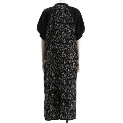 切り替えデザイン小花柄ワンピース