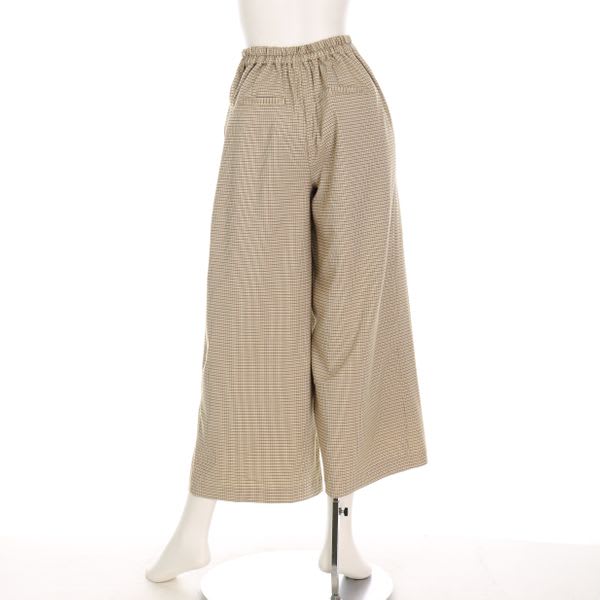 ガンクラブタック入りワイドパンツ