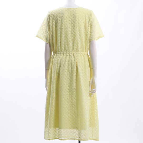 透かし編みレースワンピース