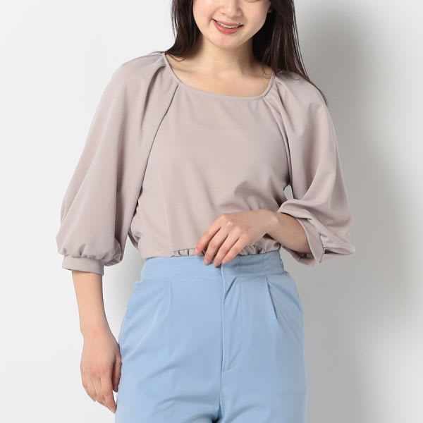 スクエアネックペプラムブラウス