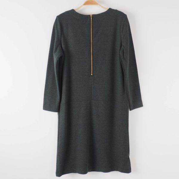 ジップポケット付きワンピース