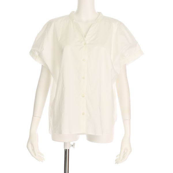 タックフレンチブラウス