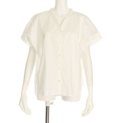 タックフレンチブラウス