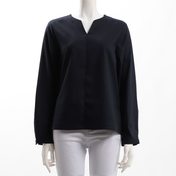 オープンフロントネックブラウス