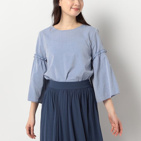 フレアスリーブブラウス