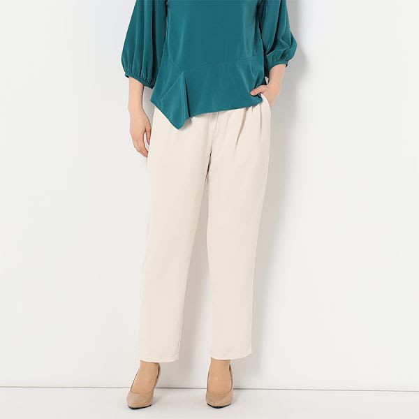 ダブルボタンタック入りテーパードパンツ