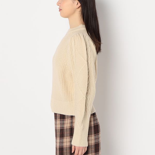 ボリュームスリーブニット