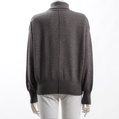 バックシームデザイントタートルネックニット