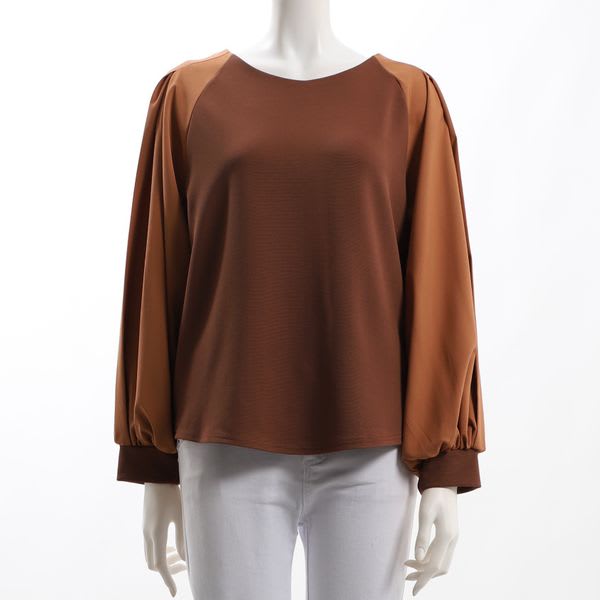 袖異素材切り替えタックカットソー